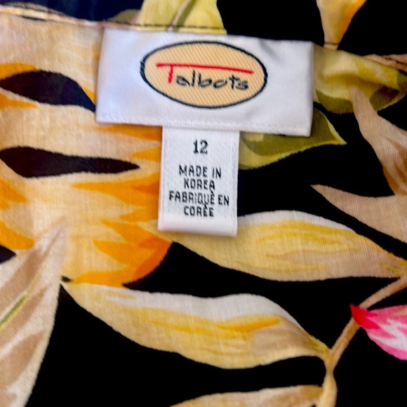 TALBOTS Floral Sleeveless Button-Up Top - Black and Pink - Picture 3 of 6